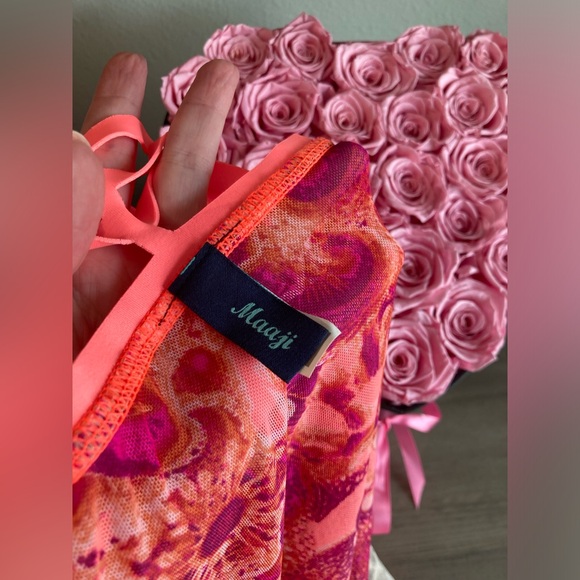 Maaji Swim Coverup Neon with Funky Detail and Wolf Design - Picture 5 of 6